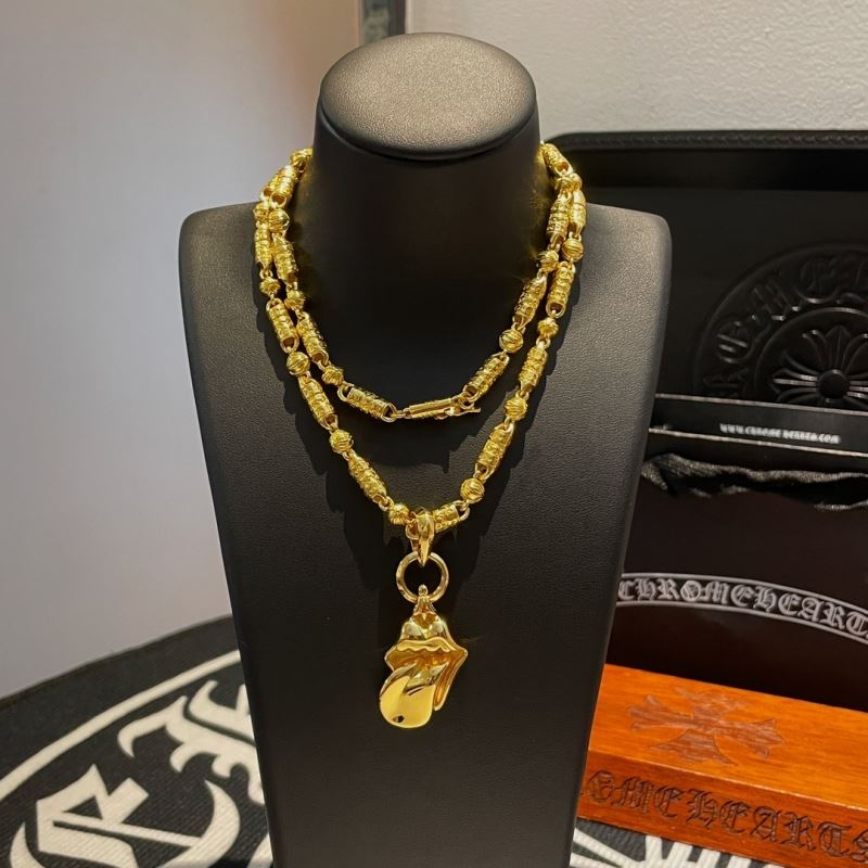 Ch*0me He**ts necklaces